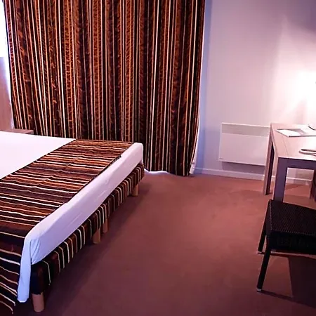 L'auberge Du Rhone 3* Jons